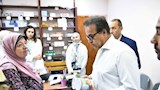  وزير الصحة يتفقد المركز الصحي الحضري بصقر قريش