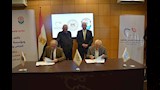 وزير التعليم العالي ومجدي يعقوب يشهدان بروتوكول بين جامعة أسوان ومؤسسة أمراض القلب (4)