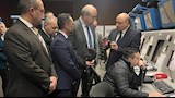 وزير الطيران يزور مركز القاهرة للملاحة الجوية