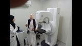 تشغيل جهاز الماموجرام بوحدة الفحص المبكر لأورام الثدي بمستشفى أجا (6)