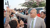 محافظ القليوبية يحتفل مع المواطنين بالعيد على الكورنيش (8)