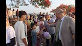 محافظ القليوبية يحتفل مع المواطنين بالعيد على الكورنيش (3)
