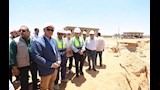 وزير الإسكان يتفقد الطرق ومحطة تنقية مياه الشرب الجديدة بالسادات