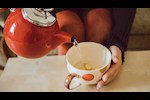 إضافات على الشاي تقلل من الانتفاخ.. احرص على تناولها