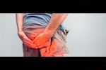 ألم أسفل الظهر والناسور الشرجي- طبيب يوضح العلاقة بينهما