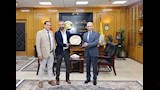 رئيس جامعة المنيا يكرم الدكتور إسلام الريحاني (2)
