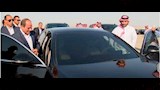 محمد بن زايد يقود السيارة برفقة الرئيس السيسي عقب استقباله بمطار نيوم (4)