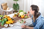 ترطب أكثر من الماء- 5 أطعمة مهمة لجسمك في الصيف 