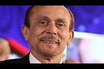 الفنان محمد صبحي لا يزال بالمستشفى.. والأطباء يقيمون حالته اليوم