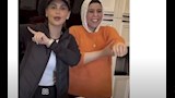 أم مكة مع الفنانة مي سليم (