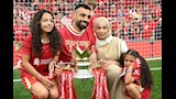 محمد صلاح وزوجته
