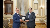 رئيسا جامعة القاهرة والأكاديمية العربية يبحثان تعزيز التعاون لخدمة التعليم العالي (3)