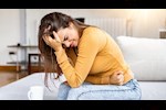 8 علامات تشير لاقتراب الدورة الشهرية