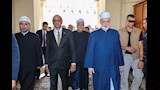 رئيس سنغافورة وقرينته يزوران الجامع الأزهر