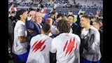 احتفالات منتخب باراجواي بالتأهل إلى كأس العالم (3)