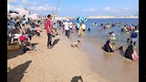 إقبال متوسط على شواطئ الإسكندرية 