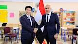 في أول زيارة له خارج اليابان.. وزير التعليم الياباني يتفقد المدرسة المصرية اليابانية