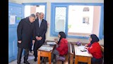 محافظ الإسكندرية يتفقد امتحانات الشهادة الإعدادية (10)