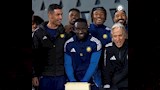 النصر يحتفل بكريستيانو رونالدو (2)