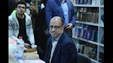 مؤلف اللواء وليد السيسي يخطف الأضواء بمعرض الكتاب (8)