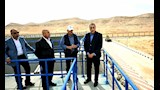 رئيس الوزراء يتفقد محطة معالجة الصرف الصحي الثلاثية (2)