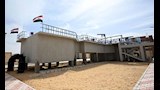 رئيس الوزراء يتفقد محطة معالجة الصرف الصحي الثلاثية (11)