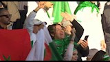 "علم مصر".. لفتة رائعة من جماهير الجزائر خلال مباراة الكونغو الديمقراطية