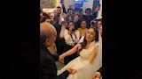 بكاء ابنة منير مكرم في حفل زفافها