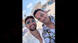 مصطفى قمر ونجله تيام (3)