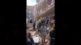انتشال جثماني ضحيتي انهيار عقار في المحلة (8)