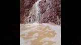 الشلالات 