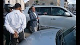 محافظ بورسعيد يضبط سيارة مخالفة ١