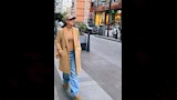بوسي تخطف الأنظار في شوارع تركيا (5)