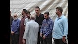 ملامح الحزن والصدمة تظهر على والد وشقيق مضيفة البحيرة قبل جنازتها (1)