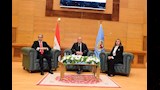 نقيب الإعلاميين يناقش مخاطر الشائعات والذكاء الاصطناعي بجامعة سوهاج (12)
