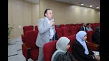 الدكتور أيمن رخا مدير هيئة الرعاية الصحية بالسويس خلال المشاركة في الاجتماع 