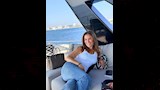 صبا مبارك تستمع باجواء البحر (2)_7