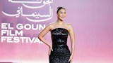 مي سليم وميس حمدان على السجادة الحمراء لـ فيلم البارح العين ما نامت (5)