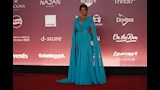 تألقت الفنانة ليلى علوي بفستان أنيق باللون "البيبي بلو"