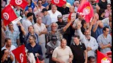 آلاف التونسيين يحتشدون للمطالبة باستعادة الديمقراطية والحريات (3)