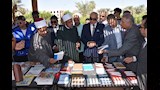 محافظ الأقصر يفتتح الدورة الخامسة لمعرض الكتاب بمكتبة مصر العامة (17)