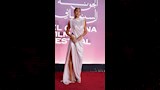 إنجي كيوان بفستان جريء 