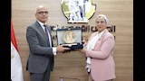أمل عمار ورئيس جامعة عين شمس يوقعان بروتوكولًا لدعم المرأة المصرية (5)