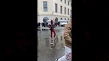 شخصية ديدبول في تظاهرات فرنسا