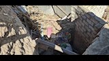 شهود عيان يروون لحظات انهيار منزل ومصرع عروس وشقيقتيها بأسيوط (11)