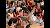 بدء ندوة المخرج يسري نصر الله في مهرجان الجونة السينمائي بحضور نجوم الفن  (9)