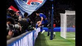 خلال مباراة برشلونة وباريس (3)