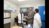 المحافظ يتابع سير العمل بالوحدة 