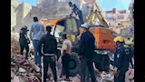 انتشال ضحايا عقار الترعة المردومة بالإسكندرية (7)_8