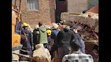 انتشال ضحايا عقار الترعة المردومة بالإسكندرية (3)_4